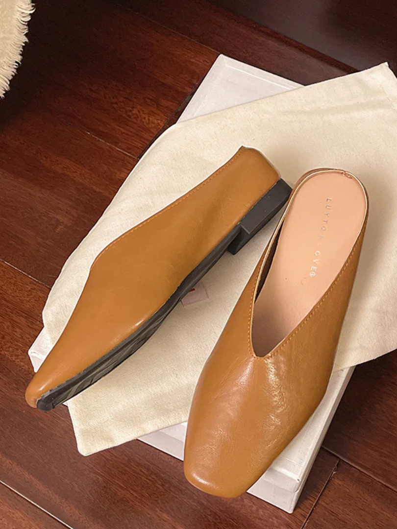 Claire | Minimalist Leather Mules