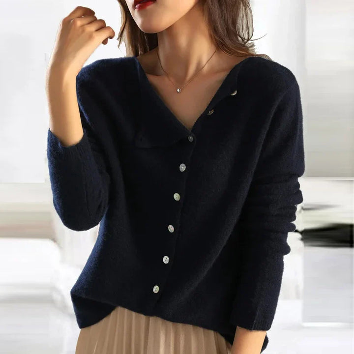 Amara | Soft Cashmere Knit Sweater